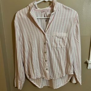 Victoria secert sleep shirt size small